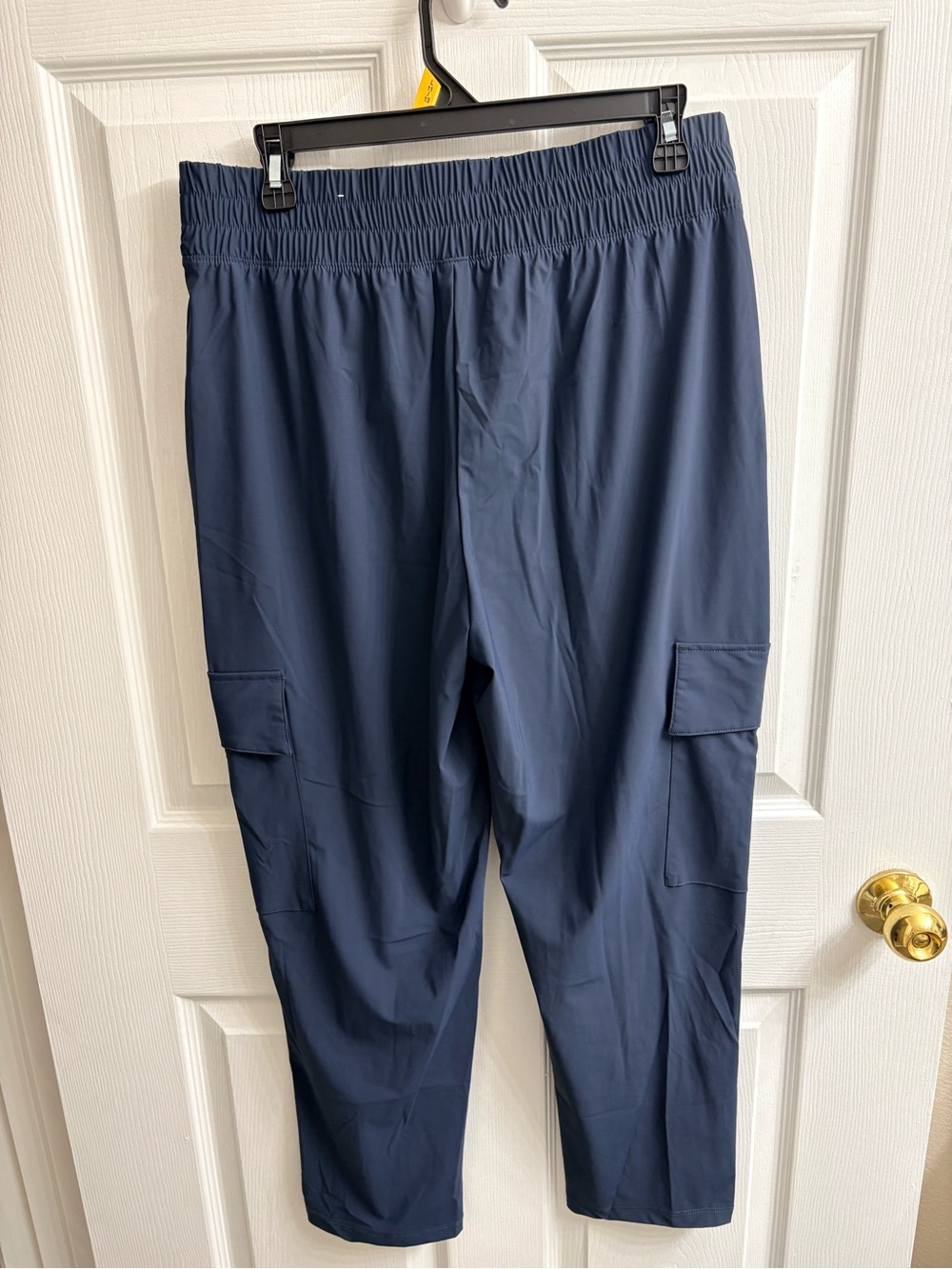 Active wear - Picture 3 of 3
